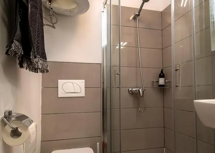 Daire My In The Center